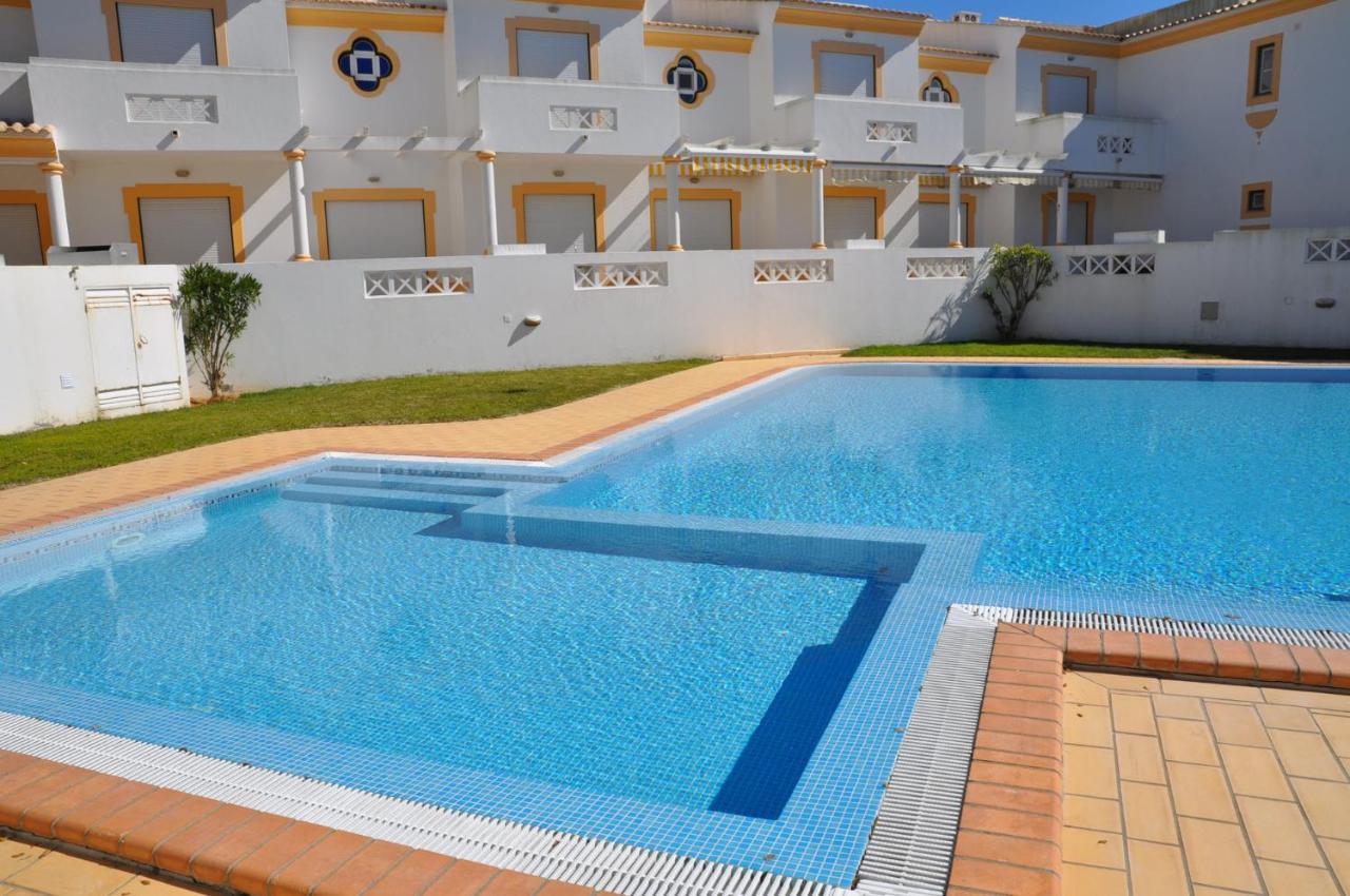 Vila Sul Apartments By Ocvillas อัลบูเฟรา ภายนอก รูปภาพ
